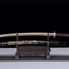 GoldenPhoenixKatana01.jpg